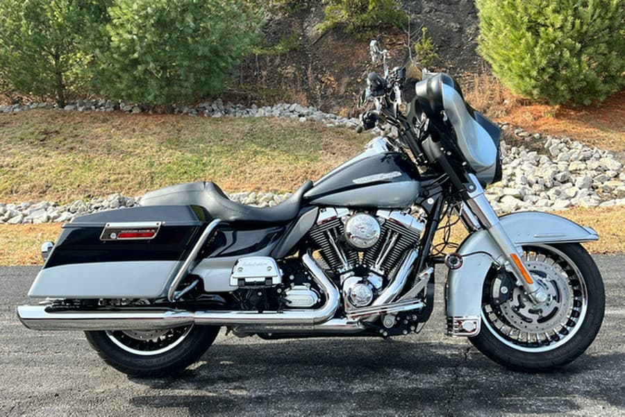 2012 Harley-Davidson Touring FLHTK - Electra Glide Ultra Limited