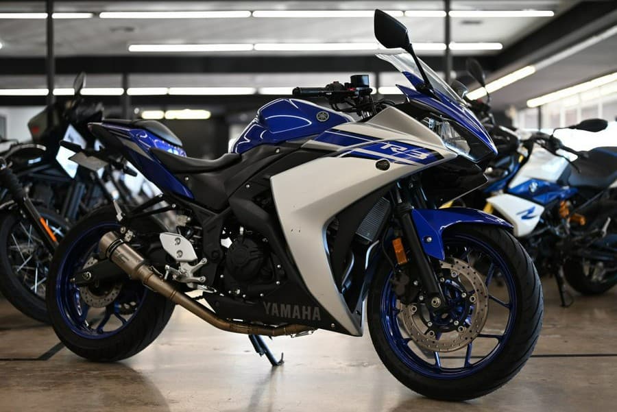 2016 Yamaha R3